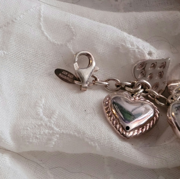 Vintage Sterling Silver Heart Charm Bracelet - Picture 9 of 9